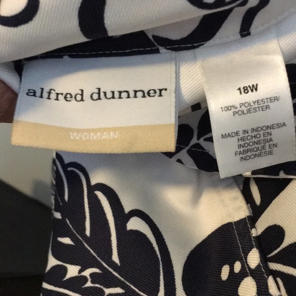 Alfred Dunner Floral Jacket Size 18w - Picture 8 of 8